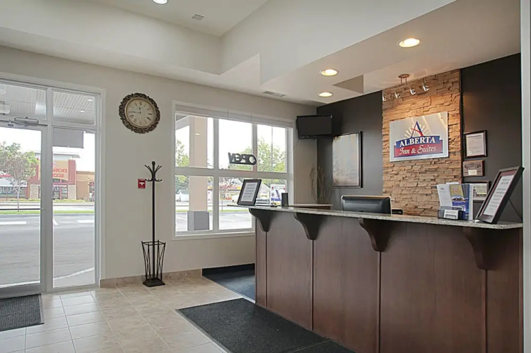 Alberta Inn & Suites