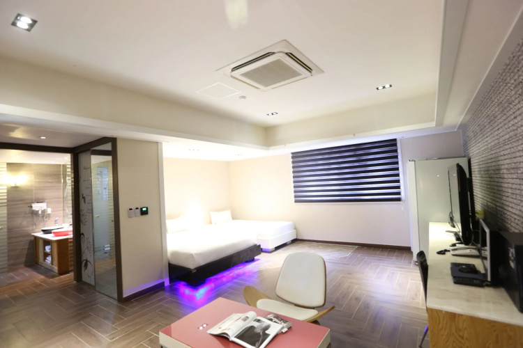 Business Joy Hotel