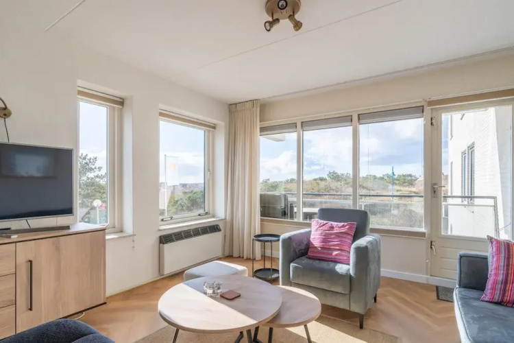 2 Person Island View Apartment