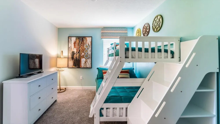 5440 Solterra Circle