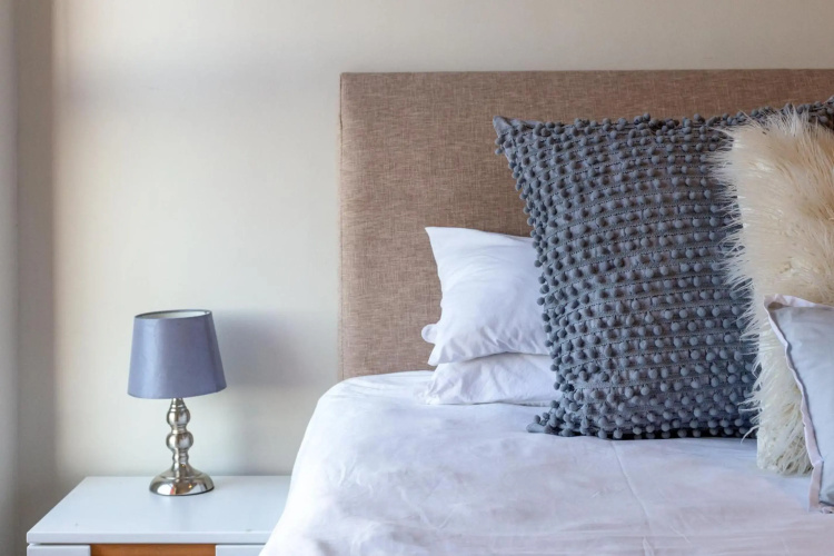 The Paragon Urbane CENTRALLY LOCATED, MODERN COMFORTS