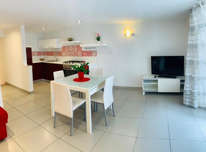 1 Bedroom Apartment