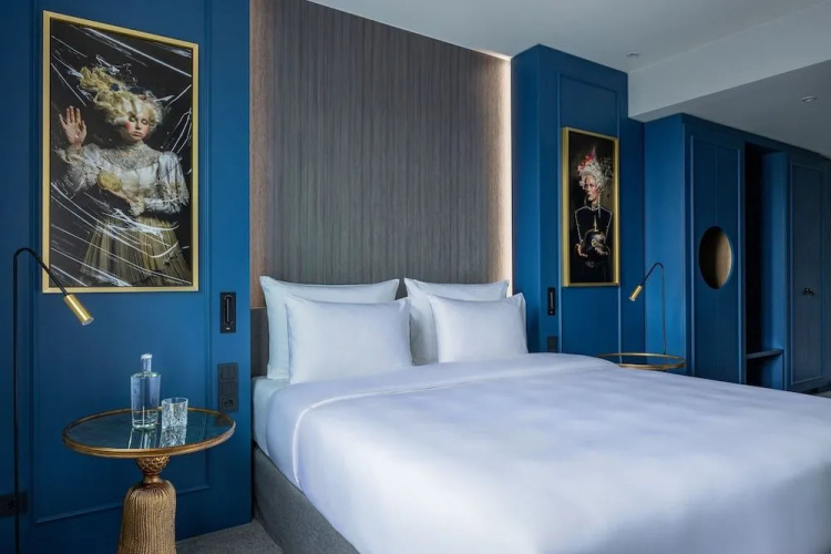 Hotel Luc - Autograph Collection