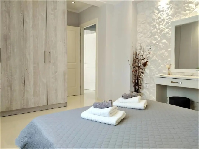 Sunshine Home 3 with Sea View