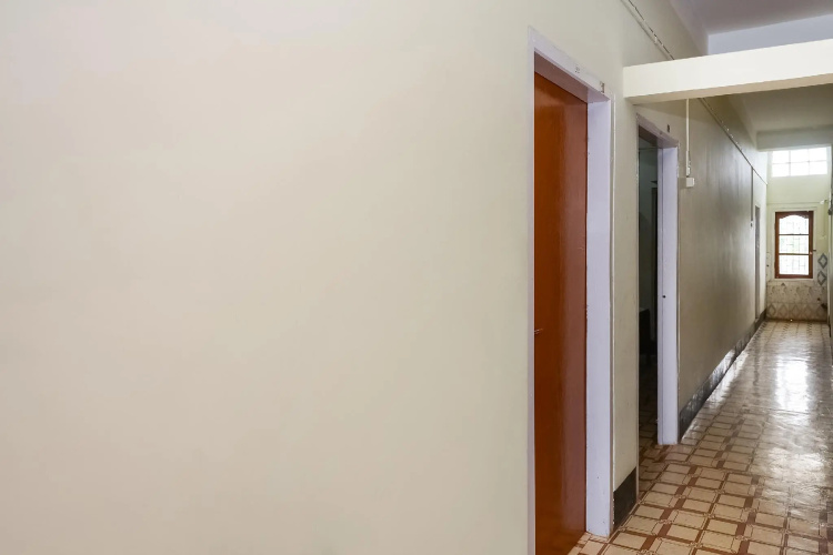 OYO 37875 Hotel Kirtti Inn