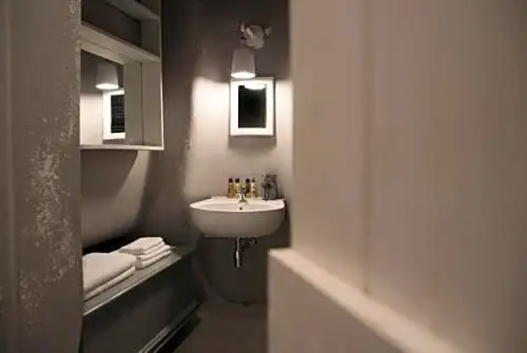 b.23