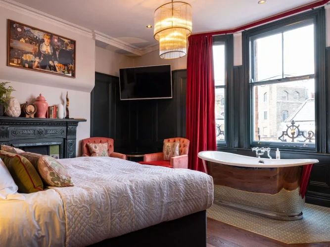 Superior room