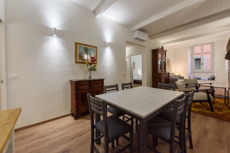 Uffizi 3 bedrooms by Mmega