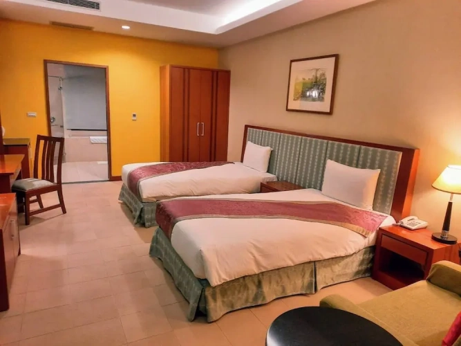 Comfort room