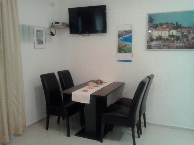 1 Bedroom Apartment with balcony