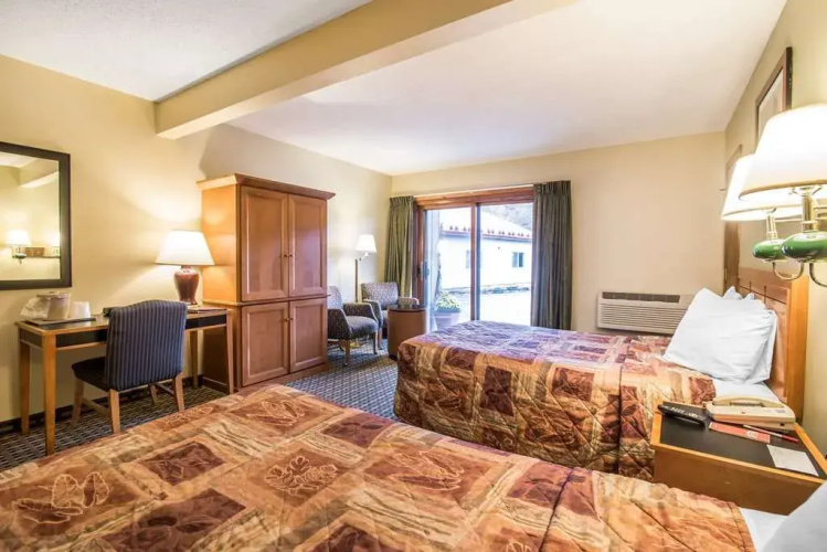 Econo Lodge Inn & Suites Lincoln