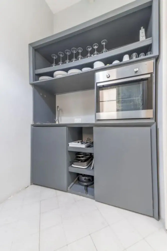 Spacious & Luxury 3BR Central Apartment
