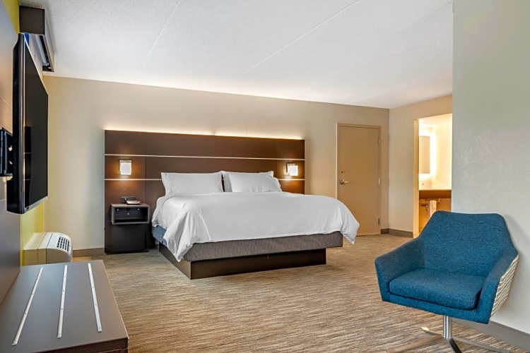 Quadruple Suite