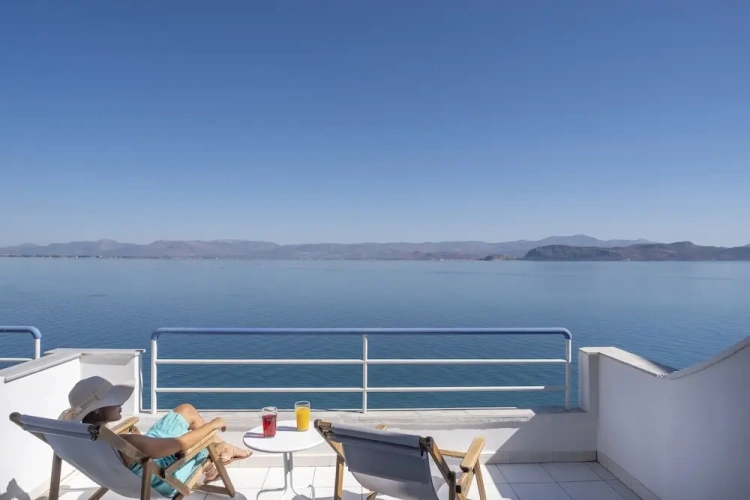 Comfort Double Studio with balcony and beachfront