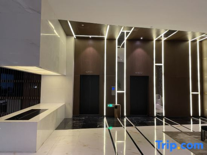 Crystal Orange Linyi Beijing Road