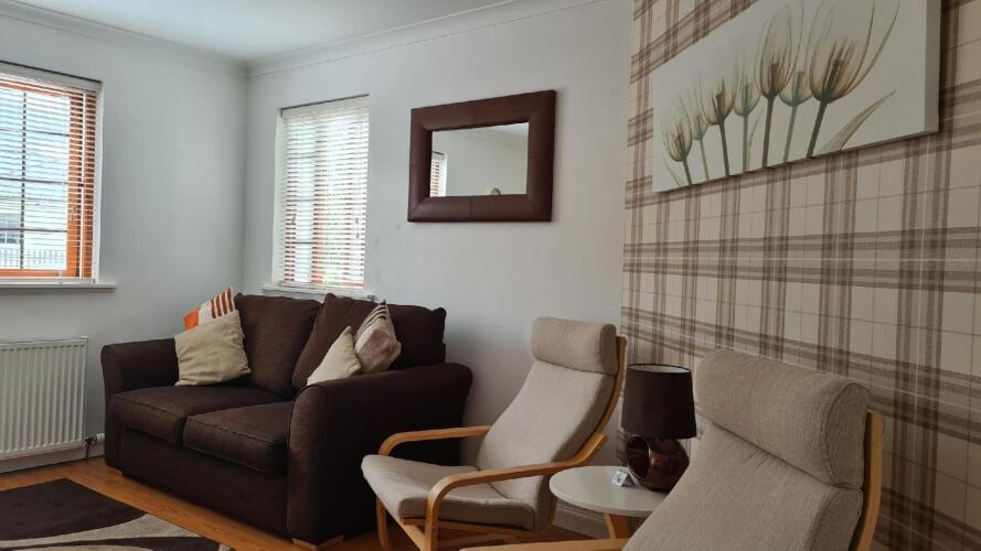 Ladyknowe ApartmentOver view