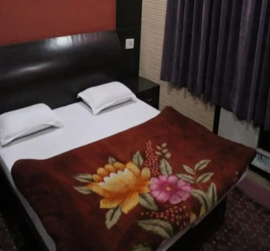 Hotel Red Rose