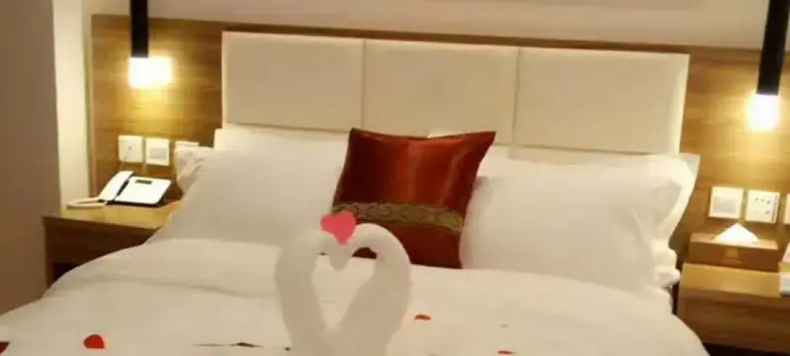 Shuimo Mingguan Holiday Hotel