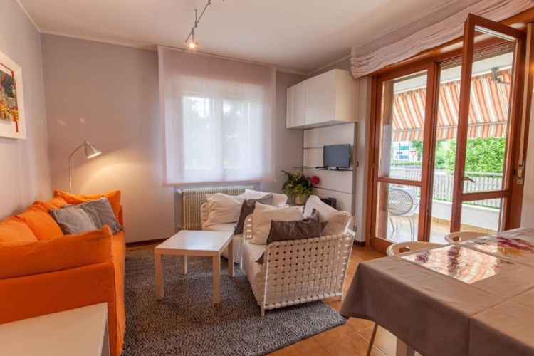 3 Bedrooms Apartment