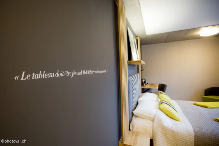 Standard Twin room with mountain view