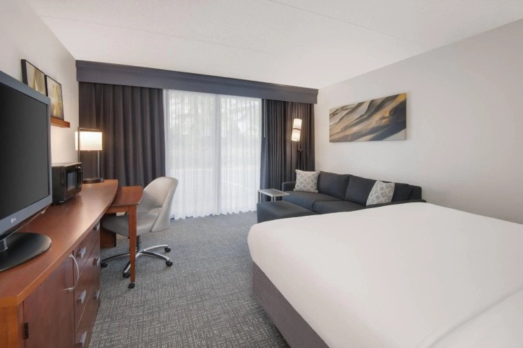 Courtyard By Marriott Augusta