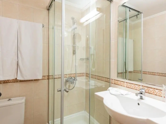 Standard Single room with balcony and with partial sea view