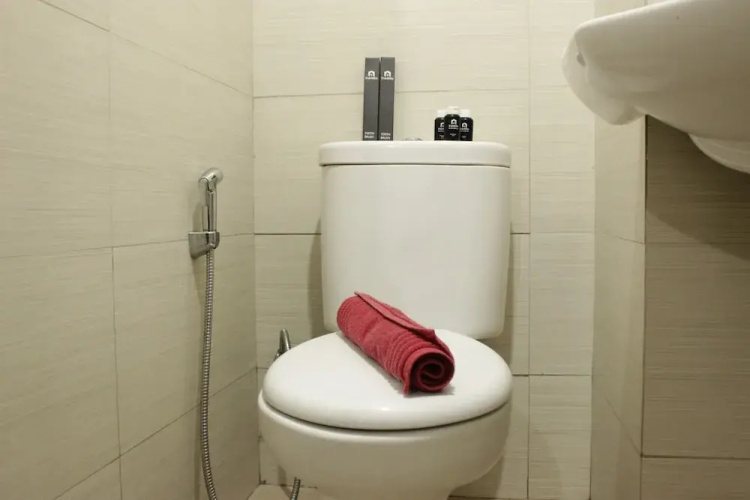 Spacious Studio Room at Gateway Pasteur Apartment near Exit Toll Pasteur