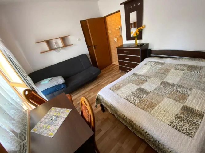 Standard Triple room with balcony