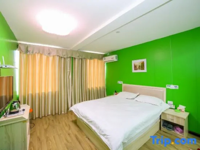 Orange Hotel