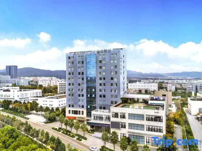 Lavande Hotel (Kunming Majinpu Branch)