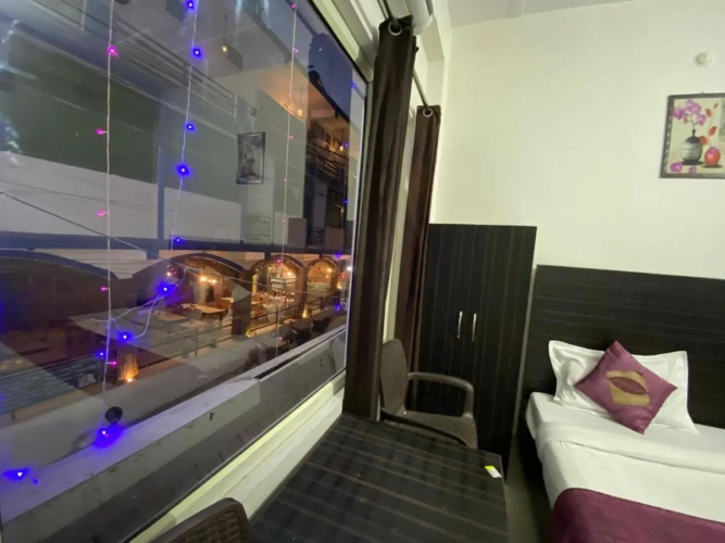 Hotel Ananta Inn