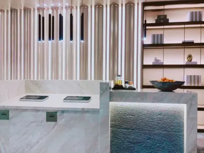 Orange Hotel （Yining  Wanrong Square  Hanbin Park）