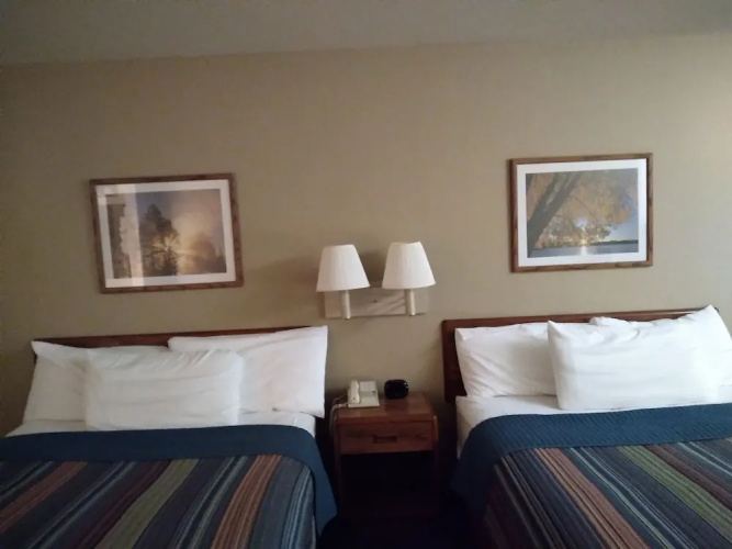 Cedarberry Inn