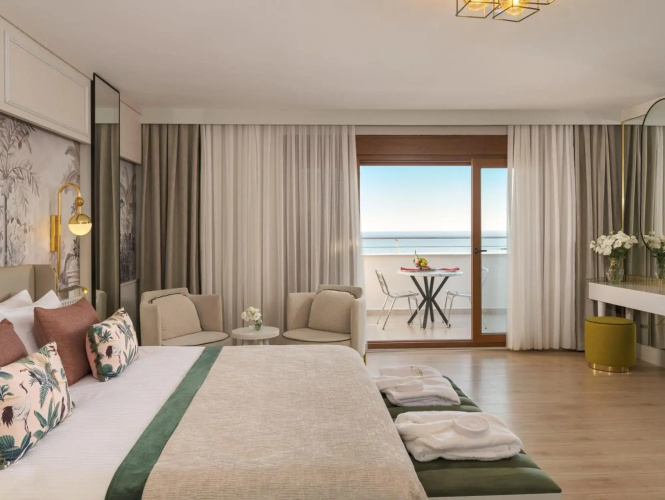 Adin Beach Hotel