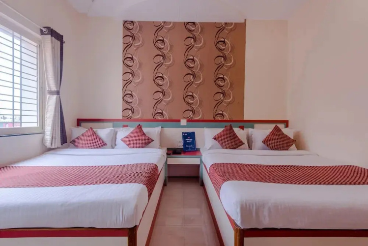 Hotel Sai Pratik, Newly Built up, Complimentary Shuttle To The Temple