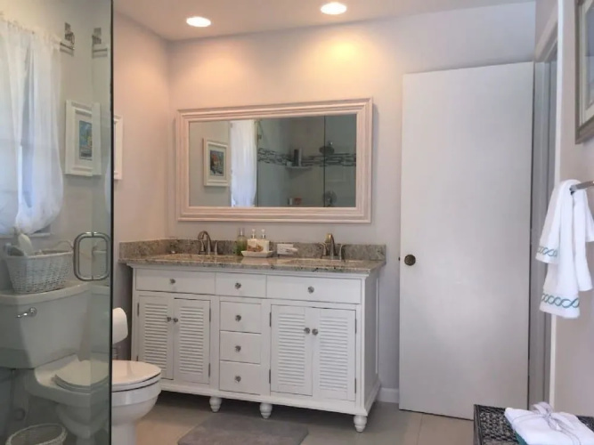 Sycamore Home