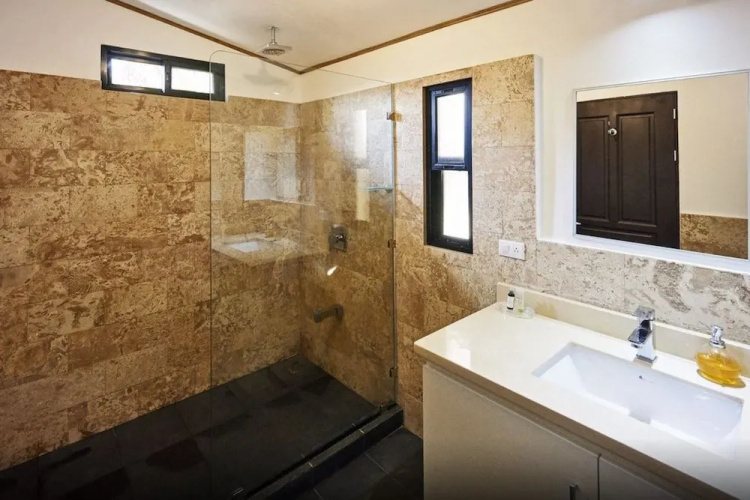 Ocean 6