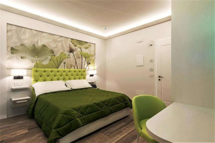 Petit Hotel