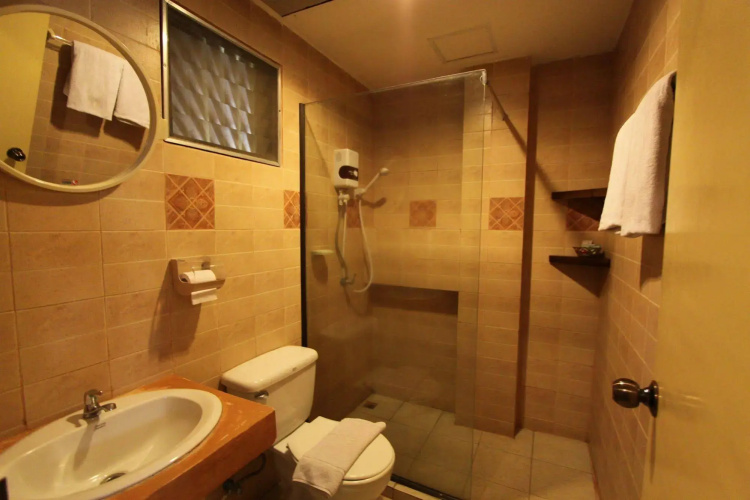 Phumanee Lahu Home Hotel