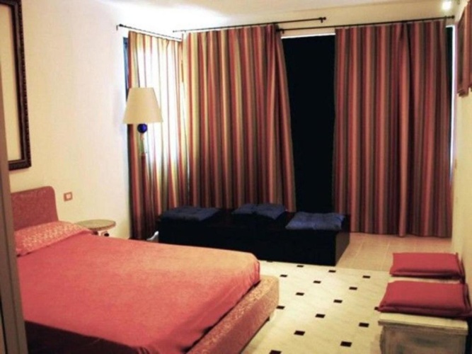 Standard Triple room with view