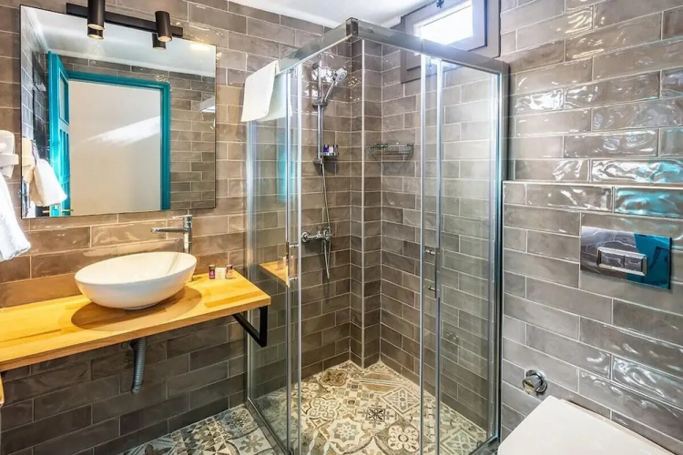 Avlu Butik Otel Palamutbükü