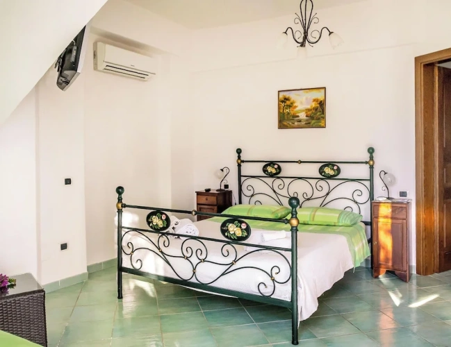 Classic Triple room