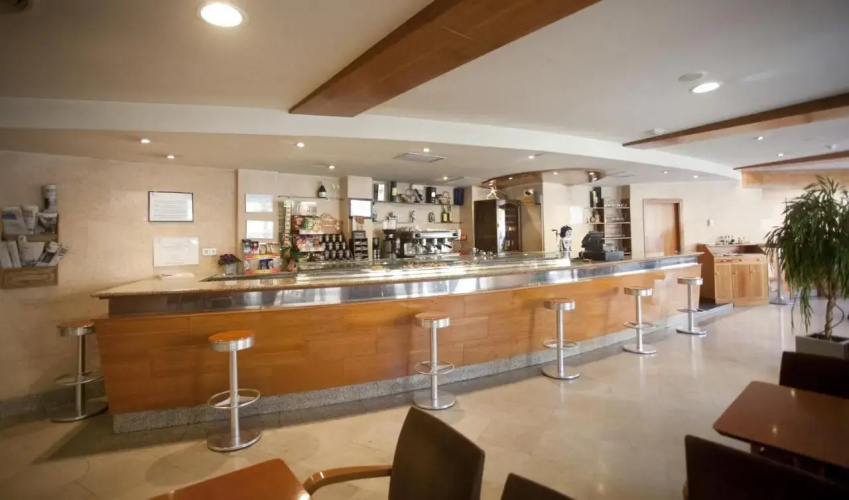 Hotel Almirante