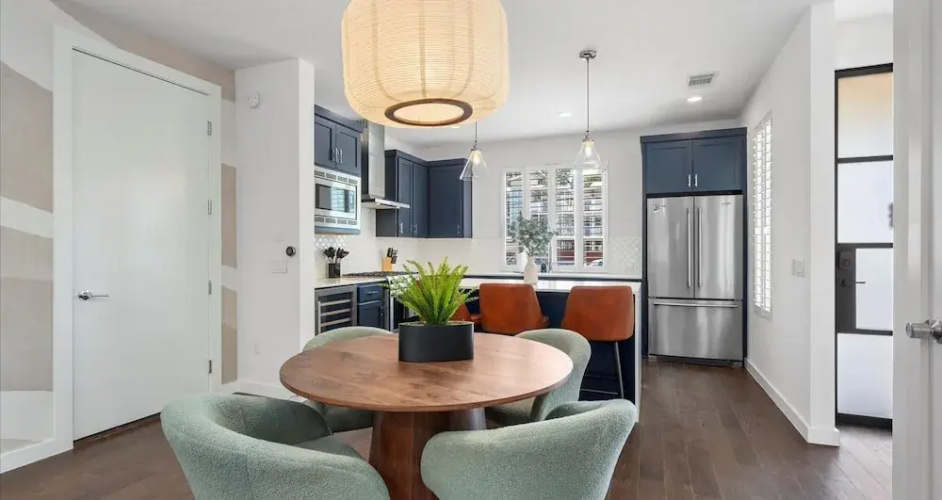 Spacious 5BR Austin Home With Backyard Fire Pit