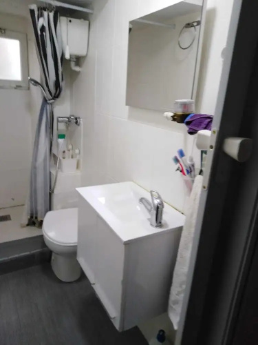 Laurel Apartment