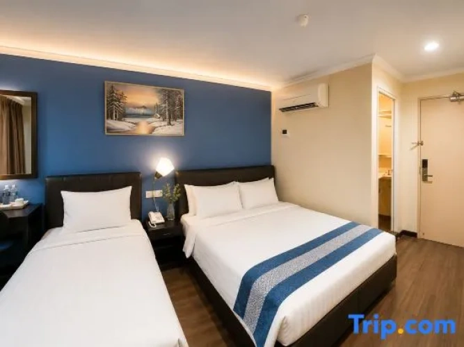 Premium Triple room