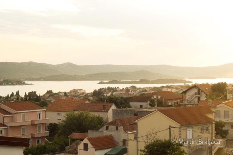 2 Bedrooms Apartment with balcony and with sea view