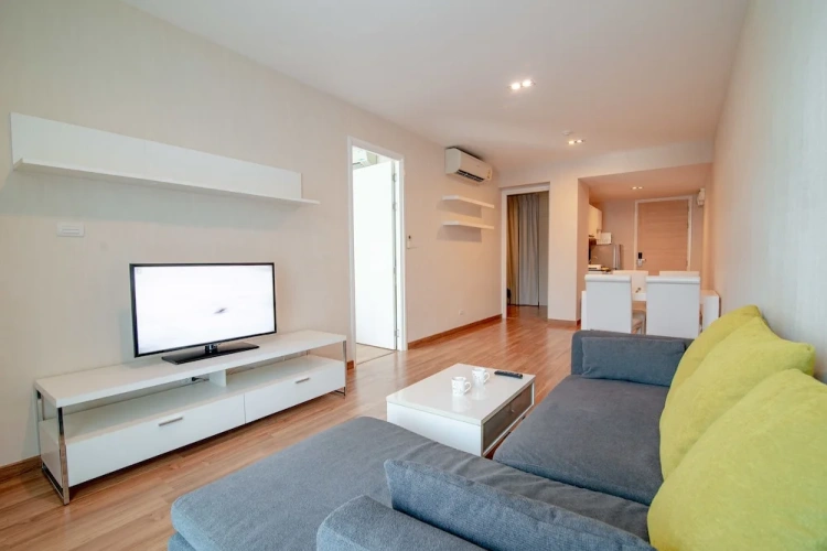 2 Bedrooms Apartment with balcony