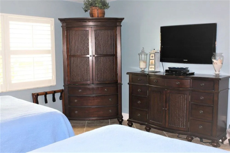 Jamaica Royale 004 - 1 Br Condo