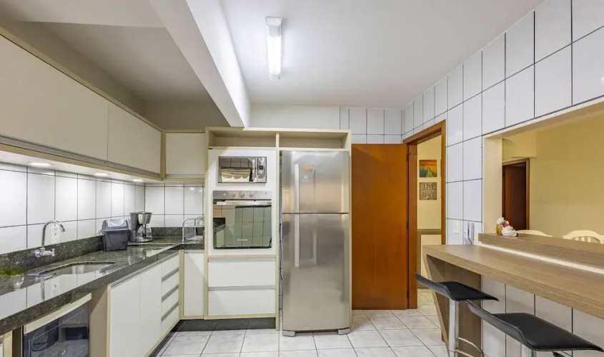 3BR Apt w/ BBQ 50m From Itapema Beach Epo001